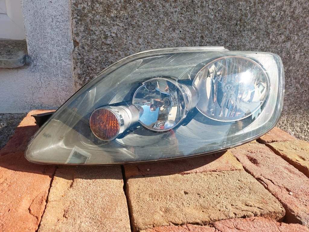 Golf plus left headlight